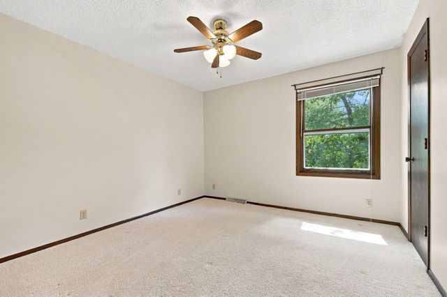16755 7th Street NE, Ham Lake, MN 55304