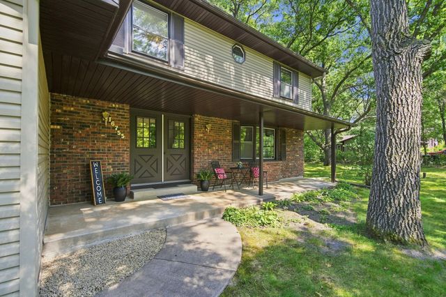 16755 7th Street NE, Ham Lake, MN 55304