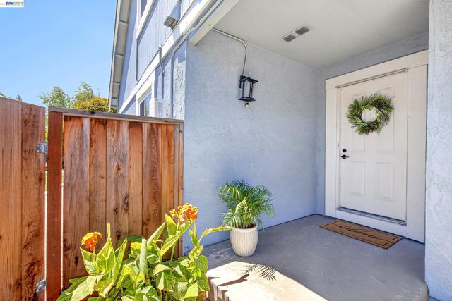 5453 Moonflower Way, Livermore, CA 94551
