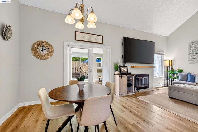 5453 Moonflower Way, Livermore, CA 94551