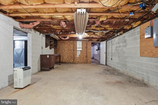 22 BURNSIDE DR, East Berlin, PA 17316