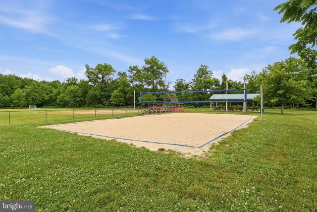 22 BURNSIDE DR, East Berlin, PA 17316