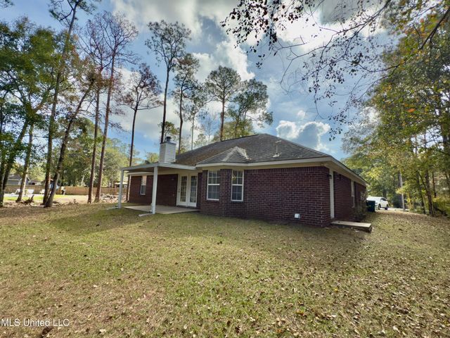 7315 Ahi Drive, Diamondhead, MS 39525