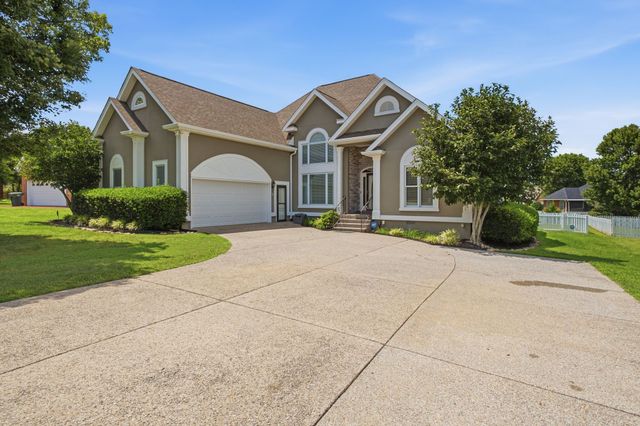 104 Clearview Ct, Springfield, TN 37172