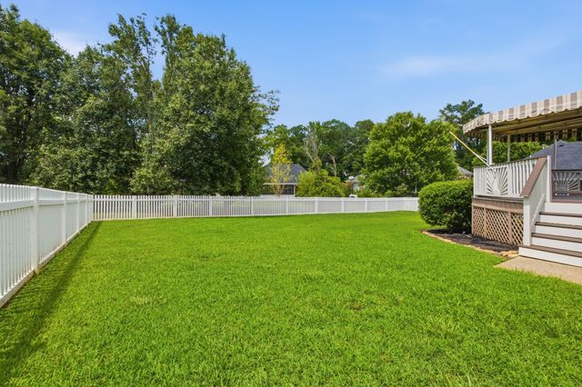 104 Clearview Ct, Springfield, TN 37172