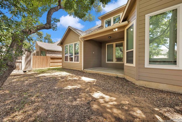 15766 La Subida, Helotes, TX 78023