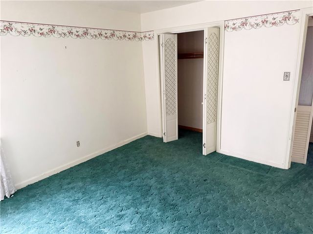 423 E Hazelcroft Ave, New Castle, PA 16105