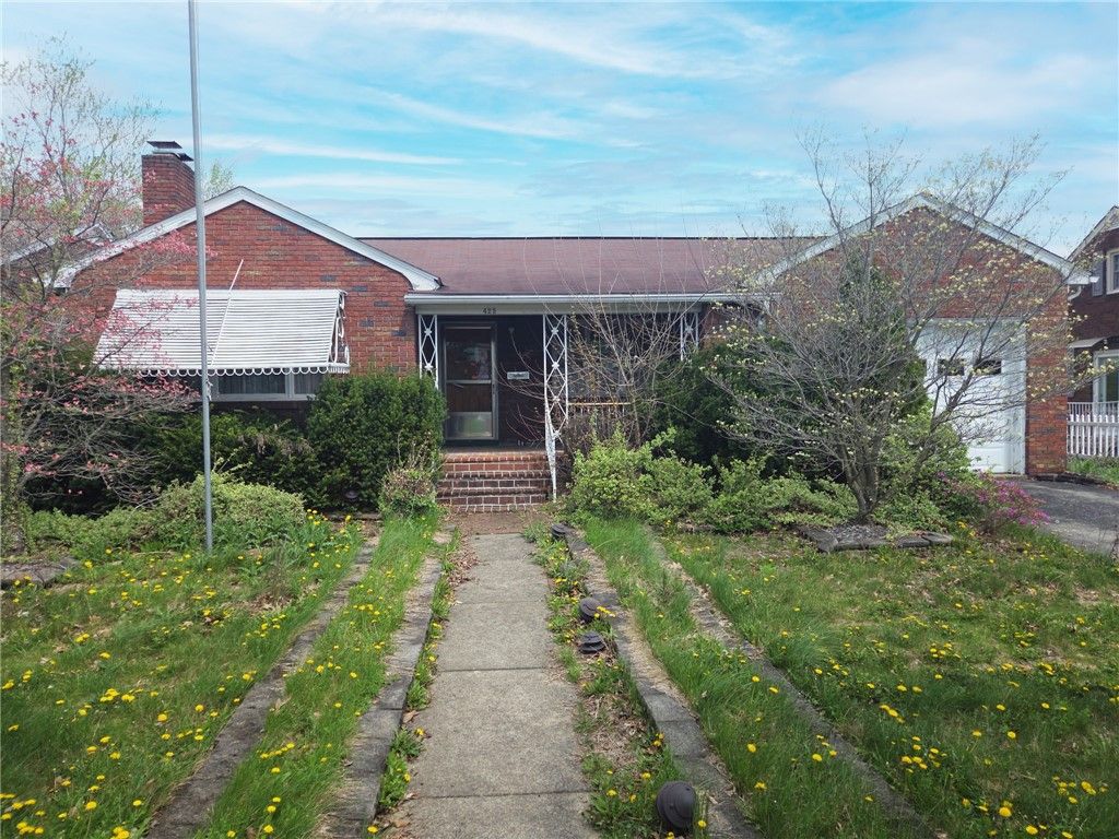 423 E Hazelcroft Ave, New Castle, PA 16105