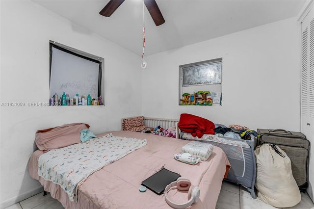 445 NW 8th St, Homestead, FL 33030