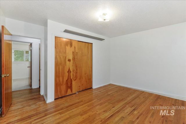 7141 W Hill Rd, Boise, ID 83714