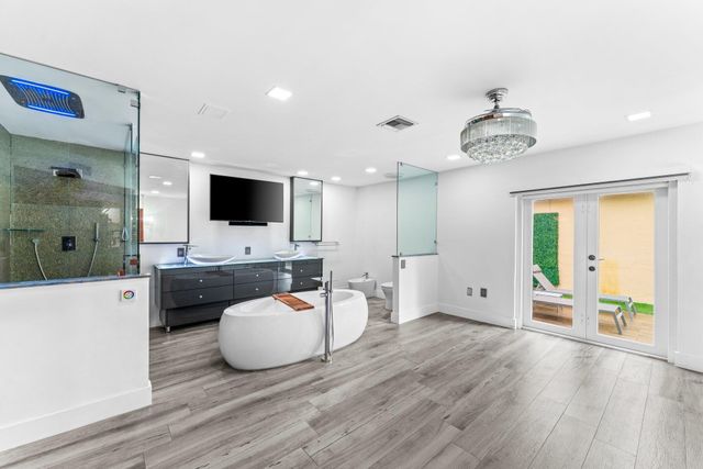 15015 NW 88th Court, Miami Lakes, FL 33018