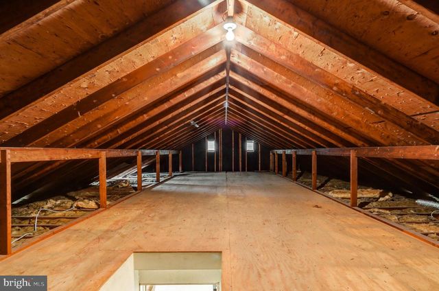 6428 YORK RD, Spring Grove, PA 17362