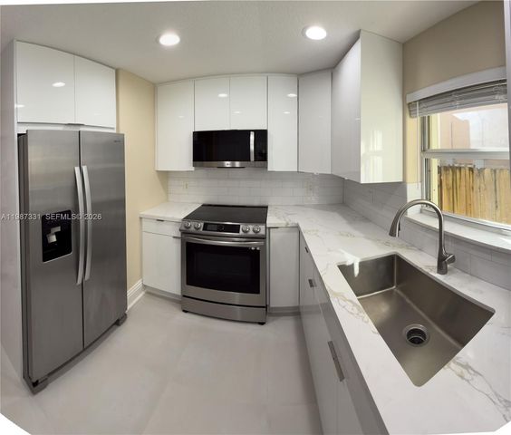 3148 Indiana St 3148, Miami, FL 33133