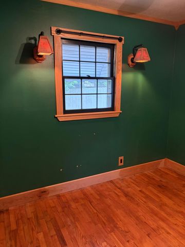 4003 W Hialeah Street, Springfield, MO 65803