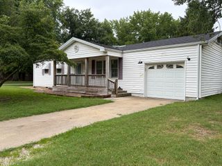 4003 W Hialeah Street, Springfield, MO 65803