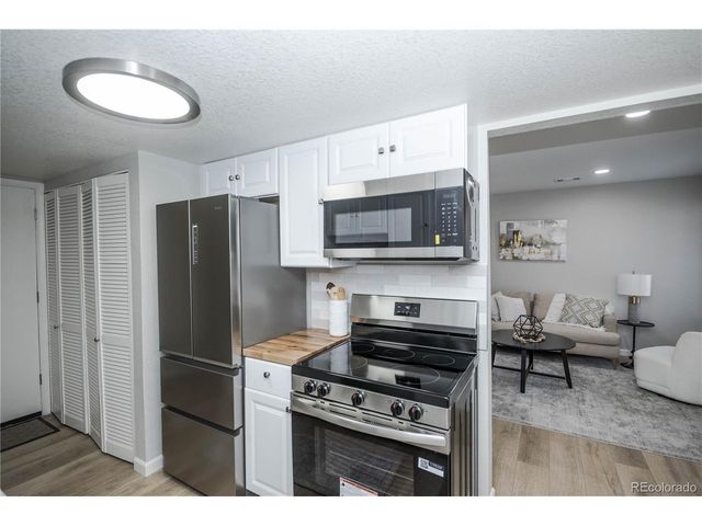 7904 Chase Cir 146, Arvada, CO 80003