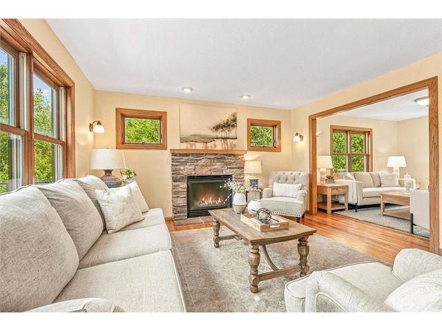 844 Moonbeam Road, Hudson, WI 54016