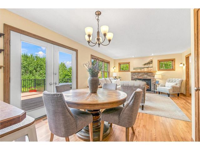 844 Moonbeam Road, Hudson, WI 54016