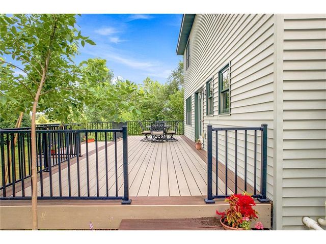 844 Moonbeam Road, Hudson, WI 54016