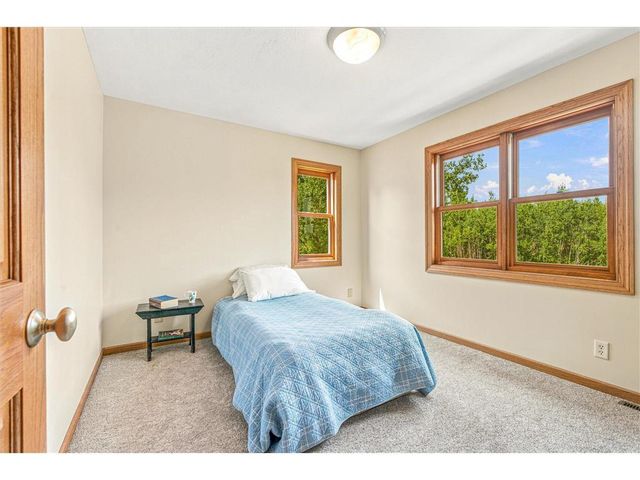 844 Moonbeam Road, Hudson, WI 54016
