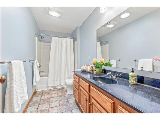 844 Moonbeam Road, Hudson, WI 54016