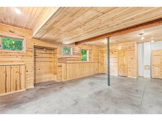 844 Moonbeam Road, Hudson, WI 54016