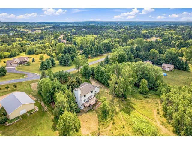 844 Moonbeam Road, Hudson, WI 54016