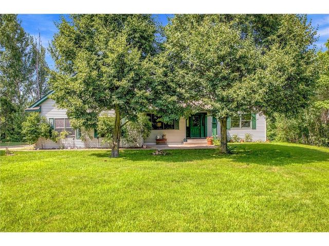 844 Moonbeam Road, Hudson, WI 54016