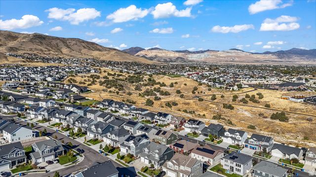 4472 W BIRKDALE DR, Herriman, UT 84096