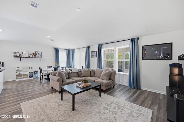 2640 WINDSOR LAKES Way, Green Cove Springs, FL 32043