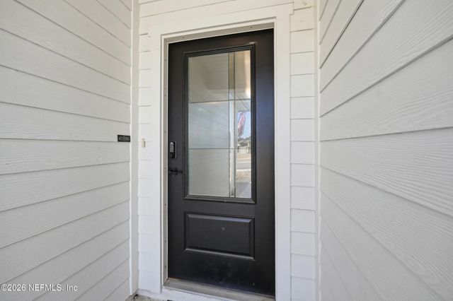 2640 WINDSOR LAKES Way, Green Cove Springs, FL 32043