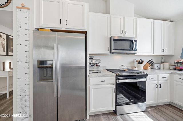 2640 WINDSOR LAKES Way, Green Cove Springs, FL 32043