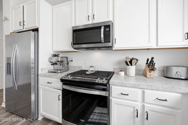 2640 WINDSOR LAKES Way, Green Cove Springs, FL 32043