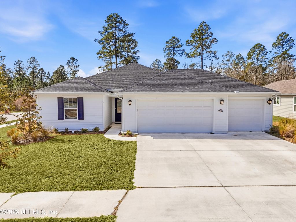 2640 WINDSOR LAKES Way, Green Cove Springs, FL 32043