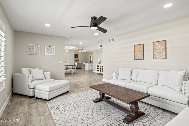 4345 E CAROL ANN Lane, Phoenix, AZ 85032