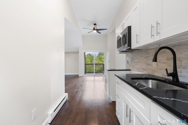 23 Dominican Road, Branford, CT 06405