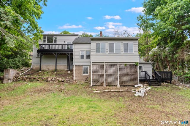 23 Dominican Road, Branford, CT 06405