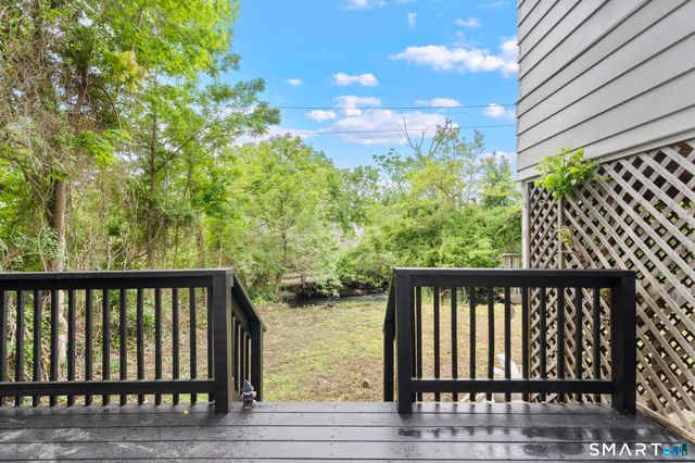 23 Dominican Road, Branford, CT 06405
