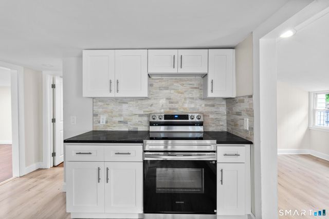23 Dominican Road, Branford, CT 06405