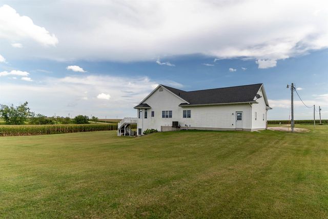 22805 120th Street, Parkersburg, IA 50665