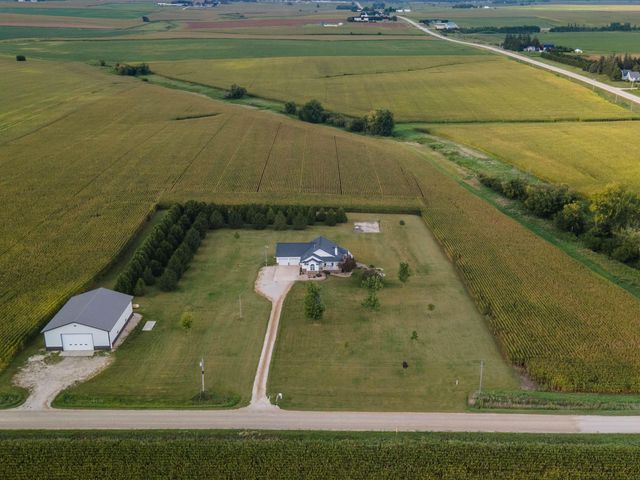 22805 120th Street, Parkersburg, IA 50665