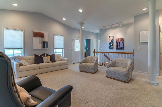 22805 120th Street, Parkersburg, IA 50665