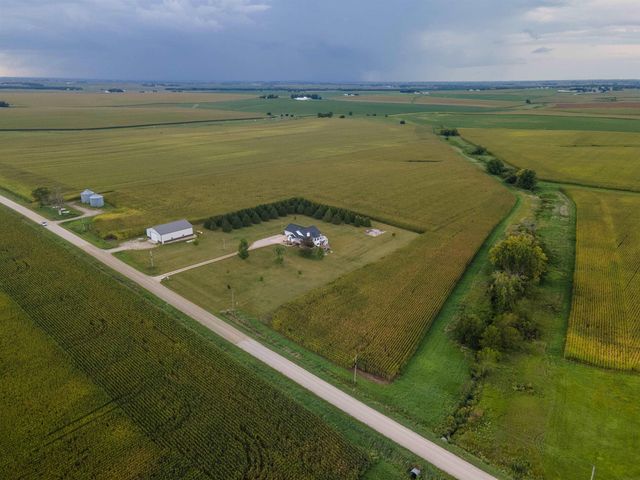 22805 120th Street, Parkersburg, IA 50665