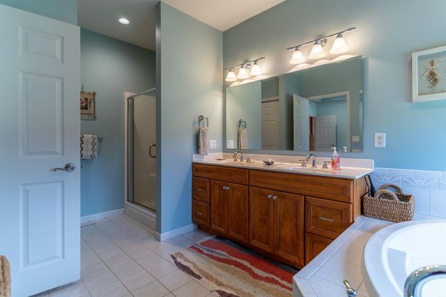 22805 120th Street, Parkersburg, IA 50665