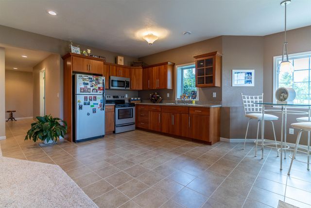 22805 120th Street, Parkersburg, IA 50665