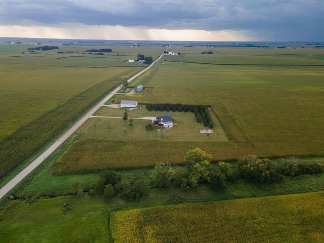 22805 120th Street, Parkersburg, IA 50665