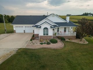 22805 120th Street, Parkersburg, IA 50665