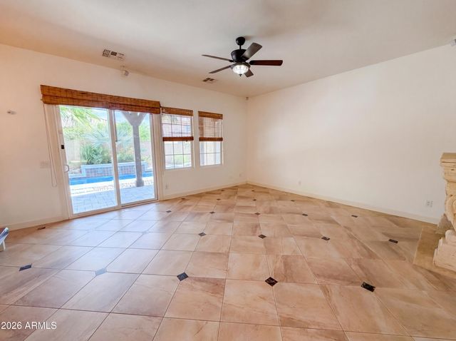 20620 W WALTON Drive, Buckeye, AZ 85396