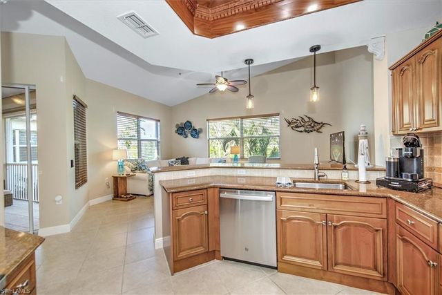 8375 Whisper Trace LN 203, Naples, FL 34114