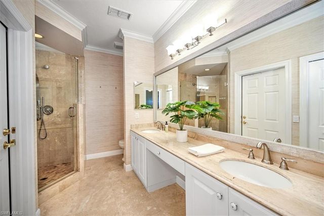 8375 Whisper Trace LN 203, Naples, FL 34114